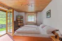 Alpenapartment Mit Garten