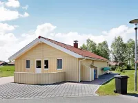 Beautiful Holiday Home in LÃ¸gstÃ¸r Hotels in 
