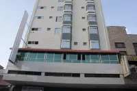 Decasa Hotel Hotel di Central Business District