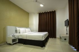 Star Emirates Inn