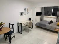 Maya New Guest House -Panoramic Sea&CityCentre View, Haifa Hotels in Haifa