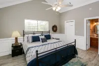 A Swell Life by Pristine Properties Vacation Rentals - 발코니