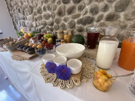 Pensione Sorriso Отели в г. Ponzo