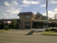 Caravilla Motor Inn Hotels in Taree