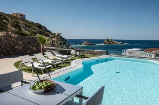 Made by the Sea Villa 3