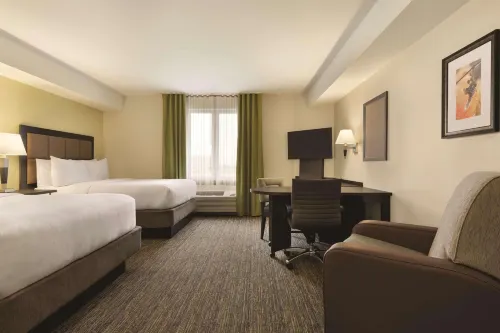 Park Inn by Radisson, Calgary Airport North, AB - Airport Shuttle