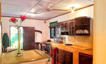 Fernando Residence