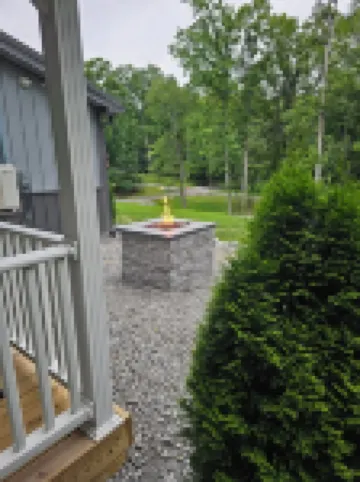 Very nice home minutes from the water in peaceful setting