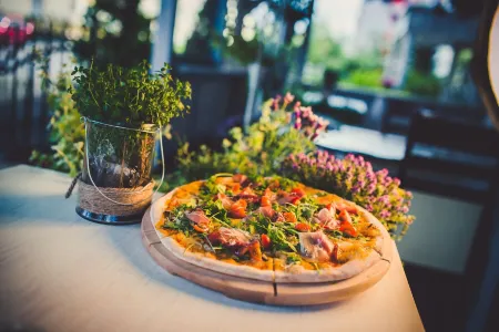 Hotel Maraton Отели рядом с достопримечательностью «City Hall»