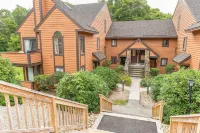 7 Springs Ski & Mountain Adventure Condo Condo