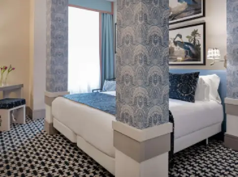 NH Collection Valencia Colon