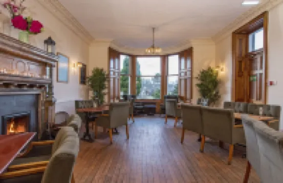 內斯橋酒店 內希橋酒店