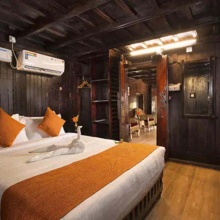 Spices Lap Resort Thekkady