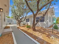 해변 전망 및 와이파이 근처의 현대적인 아파트먼트 Cruise terminal 주변 호텔