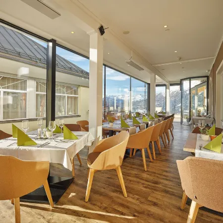 Wellness Aparthotel Panorama Alpin - Ferienwohnungen Jerzens im Pitztal