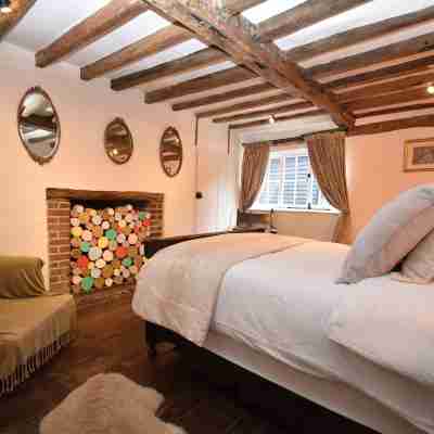 Oak House Rooms