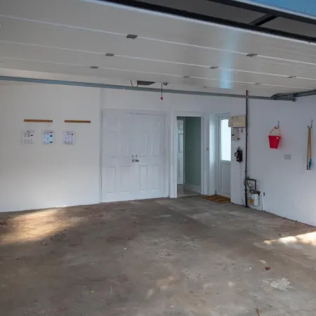 Sunningdale - Beach Side Cottage, Sea Views, Parking