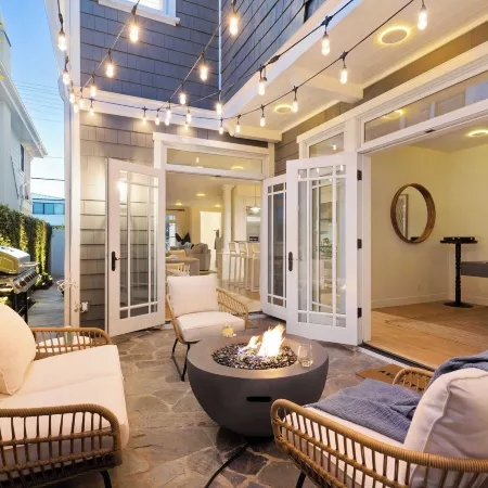 Crystal Cove by AvantStay Gorgeous Charming Newport Home