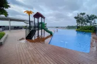 Nice and Cozy Studio at Amartha View Apartment Hotels in Ngaliyan