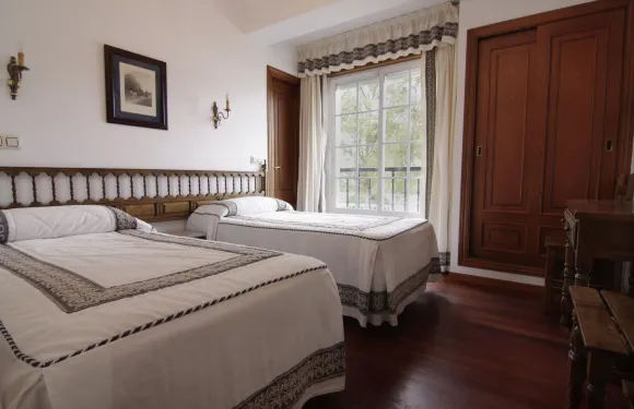 埃斯阿雷亞斯一號酒店