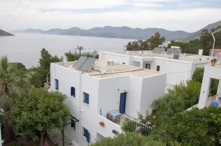 Tatsis Apartments Отели в г. Drymonas