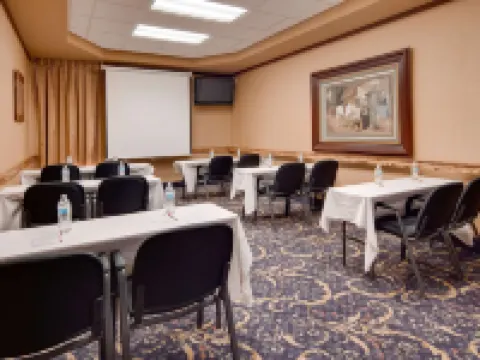 Hotel Cheyenne Hotels in Cheyenne