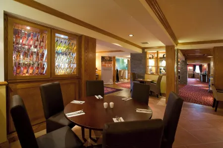 Premier Inn Lisburn Отели в г. Киноллен