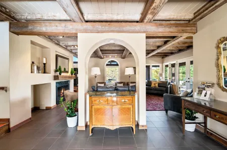 Afton Mountain Vineyards