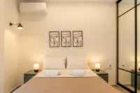 Pananos Sq House I - 3-Star