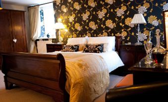 The Castle House Luxury Bed & Breakfast