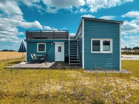 Prima Resort Boddenblick - Camping-Stellplätze - Tiny Houses & Ferienwohnungen in Ostsee Nähe Отели в г. Нордфорпоммерн