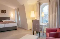 Kino-Hotel Meyer Hotels in GroB Meckelsen