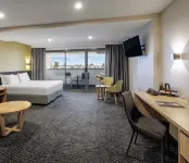 Mercure Melbourne Caroline Springs Hotels near Taylors Creek Linear Park