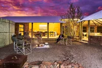 Etendeka Mountain Camp Hotel di 
