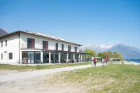 Lake Como Beach Hostel Hotels in Domaso