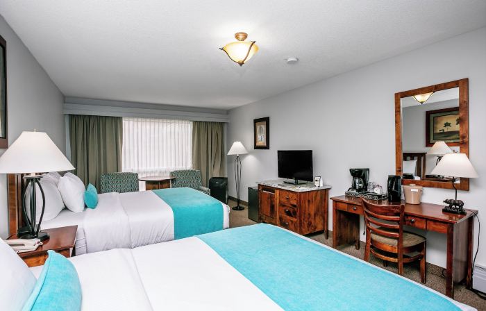 Tonquin Inn