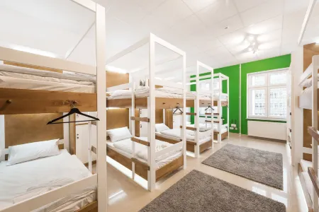 Ginger ApartHostel Отели рядом с достопримечательностью «Флорианские ворота в Кракове»