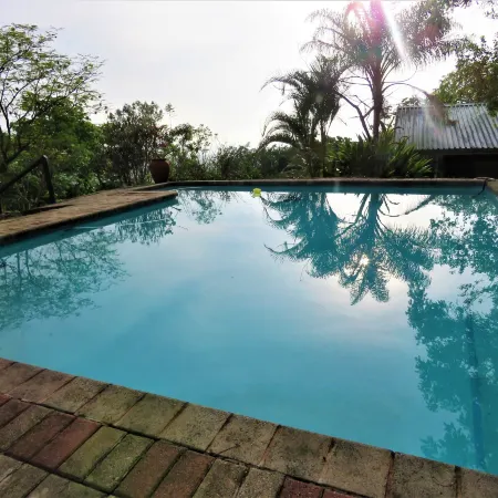 Impala Niezel Lodge & Guest House
