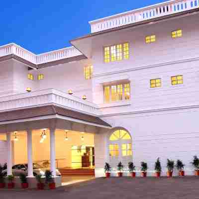 Hotel Luciya Palace Hotel Exterior