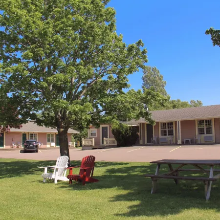 Silverwood Motel