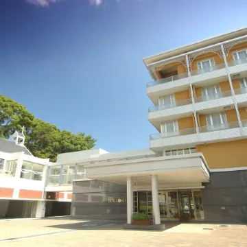 Hotel Kitano Plaza Rokkoso Отели рядом с достопримечательностью «Kobe Kitano ijinkangai»