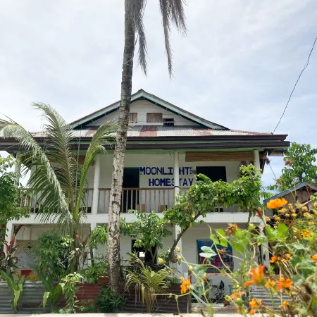 Moonlight Homestay