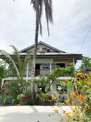 Moonlight Homestay - 2-Star