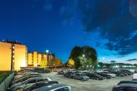 Hotel Bologna Airport - parking