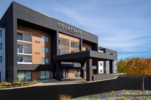 Courtyard Cincinnati Airport Hotels in Erlanger