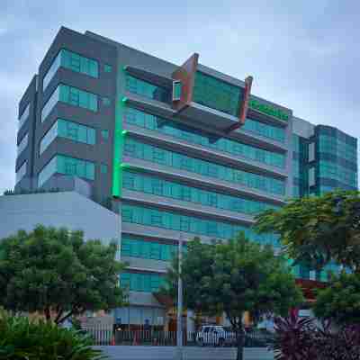 瓜亞基爾機場假日酒店 Hotel Exterior