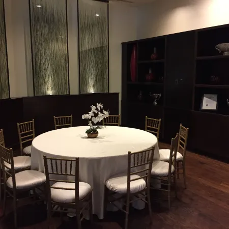 Hilton Rosemont Chicago O'Hare