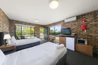 Potters Apartments فنادق في لوفديل