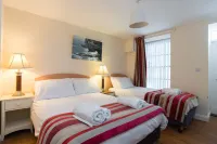 Marine Apartment - С тренажерным залом