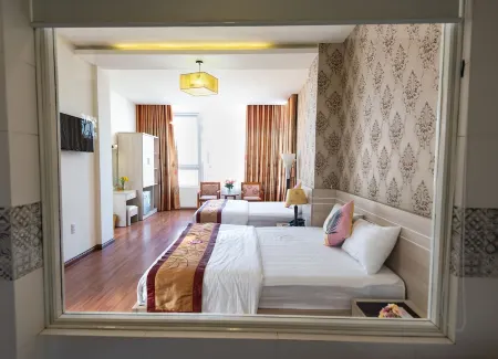 Flora Hotel Hue